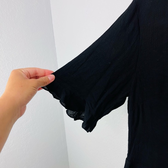 NWT MISSGUIDED BLACK TIE FRONT KIMONO SLEEVE PLAYSUIT ROMPER - Picture 8 of 10